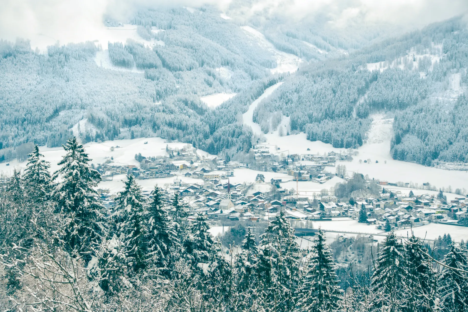Verschneite Winterlandschaft